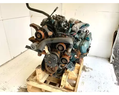 International T444E Engine Assembly