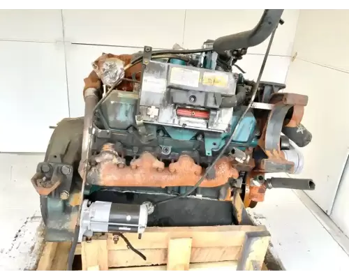 International T444E Engine Assembly