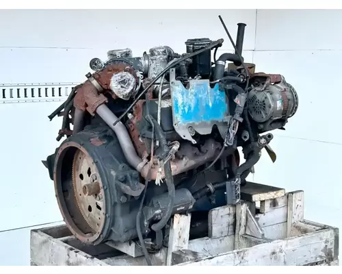 International T444E Engine Assembly