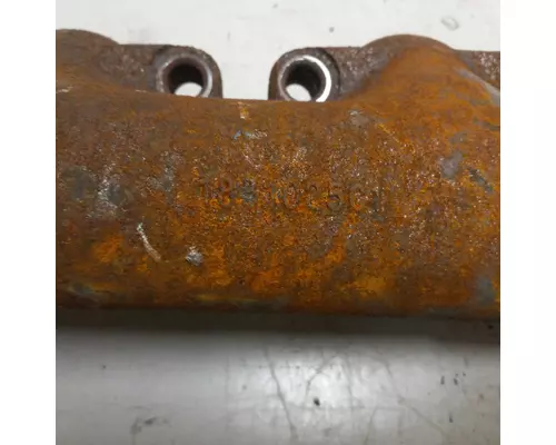 International T444E Exhaust Manifold