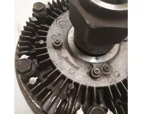 International T444E Fan Clutch