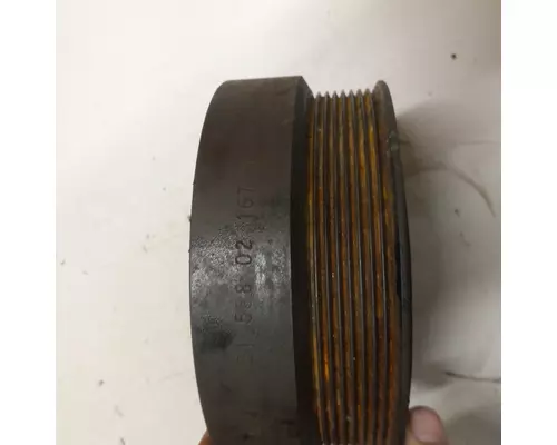 International T444E Harmonic Balancer