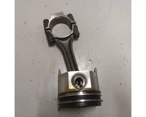 International T444E Piston Assembly