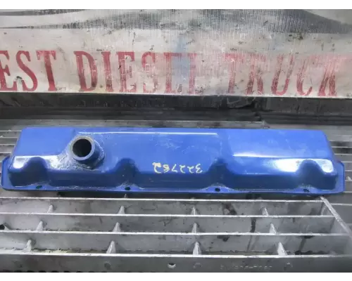 International T444E Valve Cover