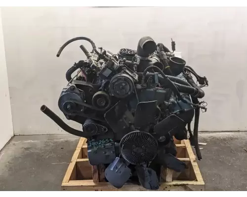 International T444 Engine Assembly