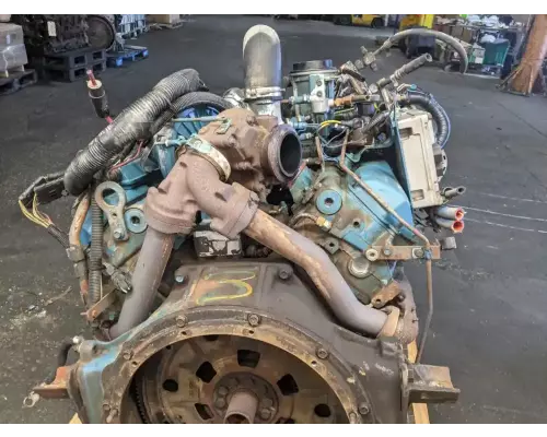 International T444 Engine Assembly