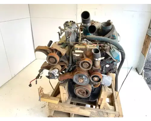 International T444 Engine Assembly