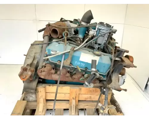 International T444 Engine Assembly