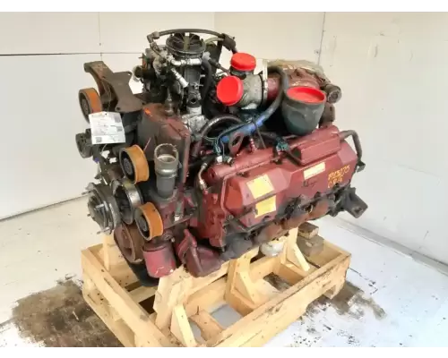 International T444 Engine Assembly