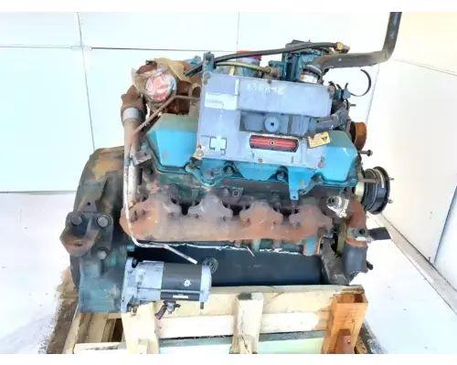 International T444 Engine Assembly