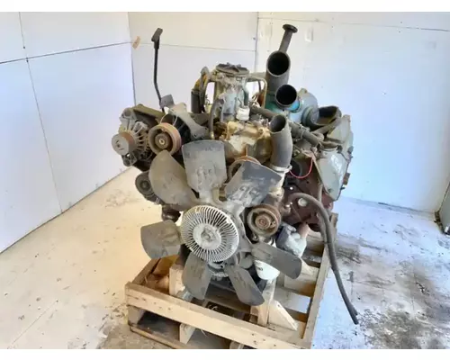International T444 Engine Assembly