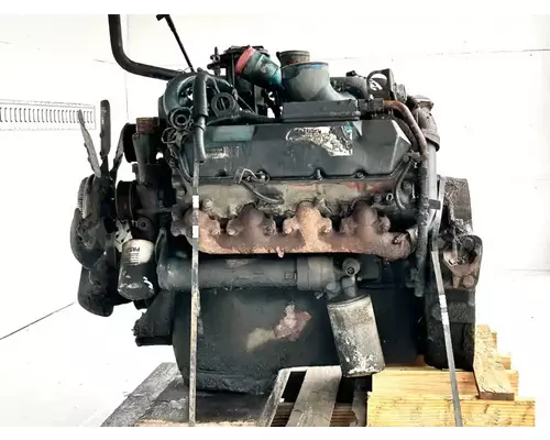 International T444 Engine Assembly