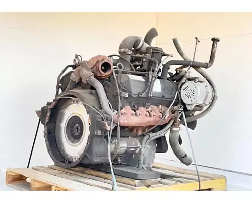 International T444 Engine Assembly