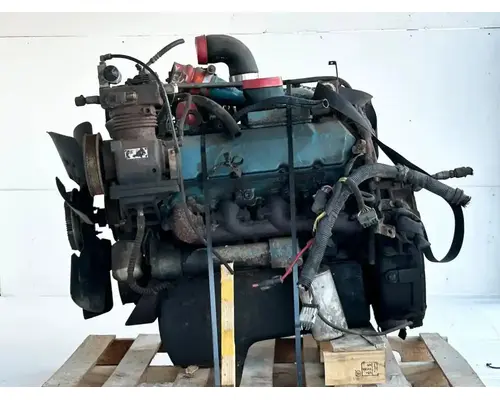 International T444 Engine Assembly