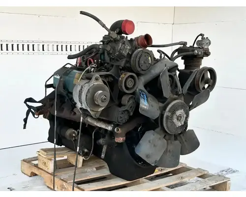 International T444 Engine Assembly