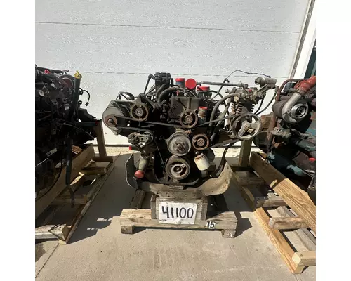 International T444 Engine Assembly