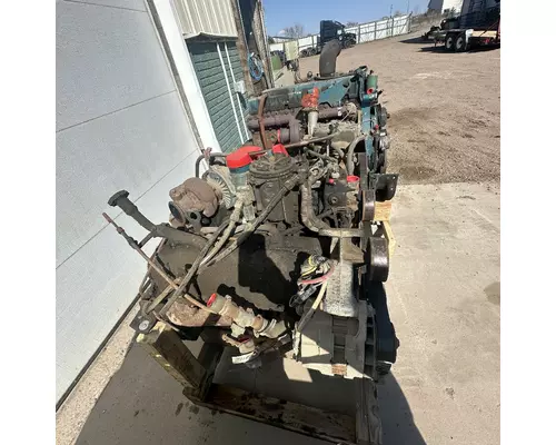 International T444 Engine Assembly
