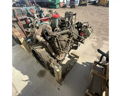 International T444 Engine Assembly