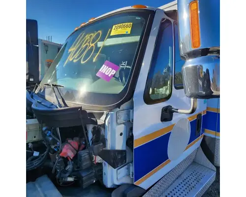 International TERRASTAR Cab