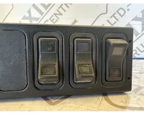 International TERRASTAR Column Switch