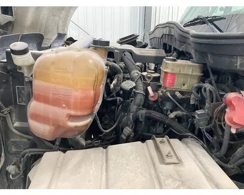 International TERRASTAR Cooling Assembly. (Rad., Cond., ATAAC)