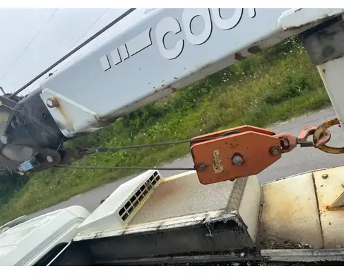 International TERRASTAR Equipment (Mounted)