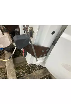 International TERRASTAR Hood Rest