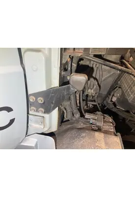International TERRASTAR Hood Rest