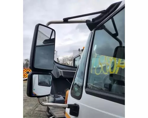 International TERRASTAR Mirror (Side View)