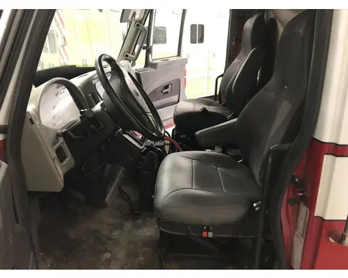 International TERRASTAR Seat (non-Suspension)