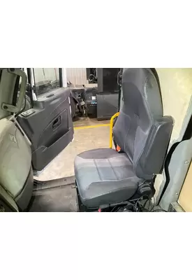 International TERRASTAR Seat (non-Suspension)