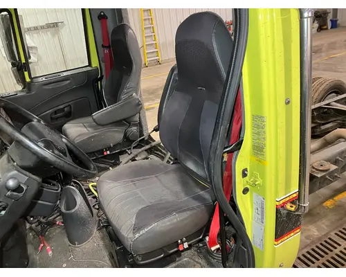 International TERRASTAR Seat (non-Suspension)