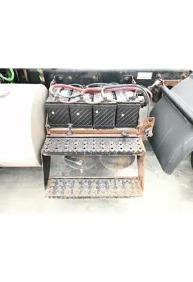 International TRANSTAR (8600) Battery Box