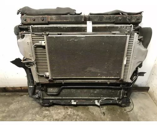 International TRANSTAR (8600) Cooling Assembly. (Rad., Cond., ATAAC)