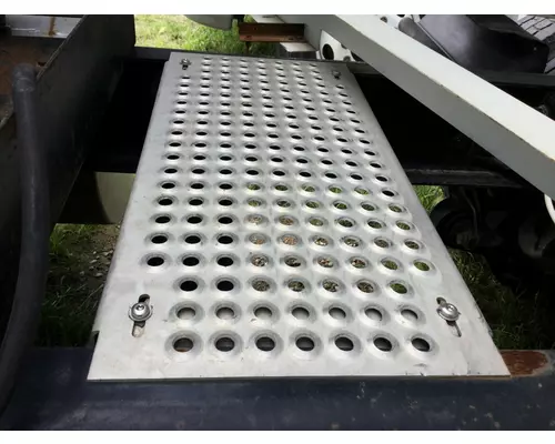 International TRANSTAR (8600) Deckplate