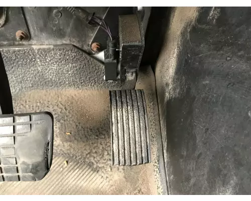 International TRANSTAR (8600) Foot Control , Pedal