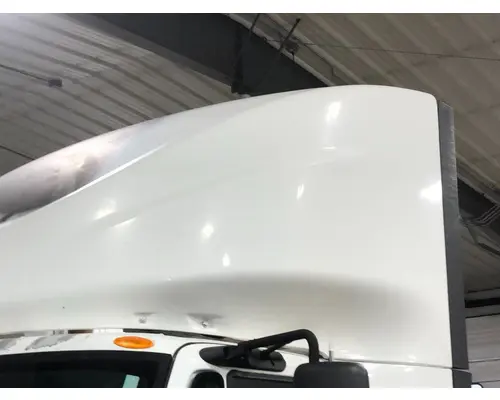 International TRANSTAR (8600) Wind Deflector
