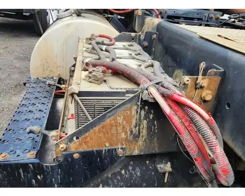 International TranStar 8600 Battery Box