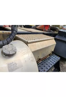 International TranStar 8600 Battery Box