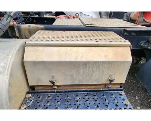 International TranStar 8600 Battery Box