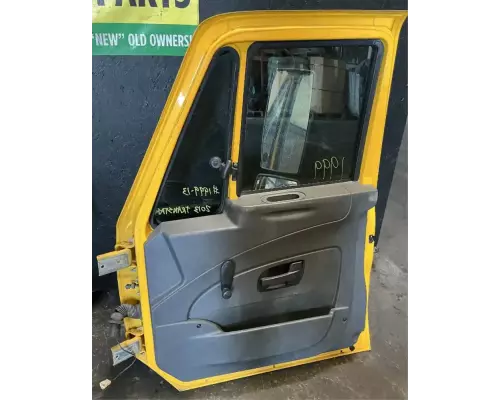 International TranStar 8600 Door Assembly, Front