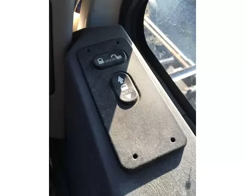 International TranStar 8600 Door Electrical Switch