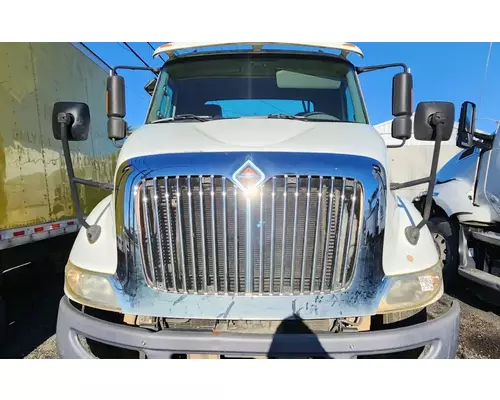 International TranStar 8600 Hood