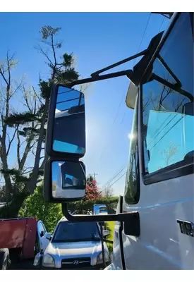 International TranStar 8600 Mirror (Side View)