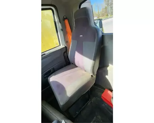 International TranStar 8600 Seat, Front