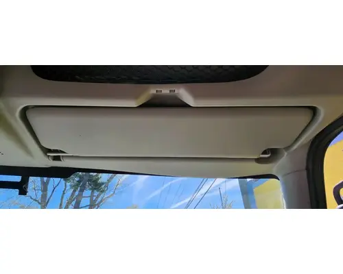 International TranStar 8600 Sun Visor (External)