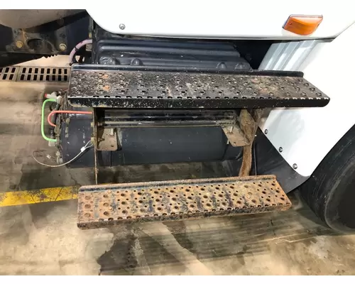 Battery Box International TRANSTAR (8600) Vander Haags Inc Sf