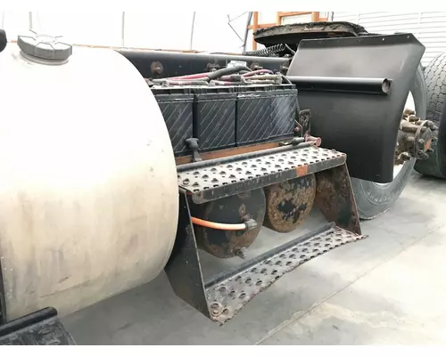 Battery Box International TRANSTAR (8600) Vander Haags Inc Cb
