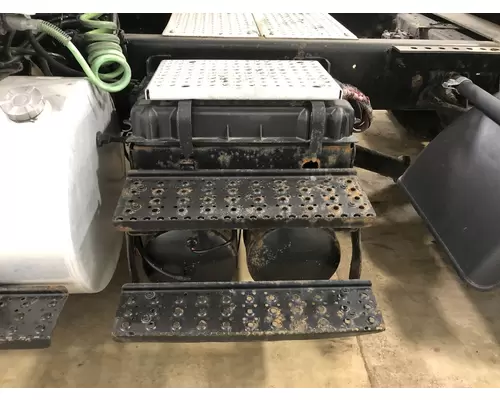 Battery Box International TRANSTAR (8600) Vander Haags Inc Col