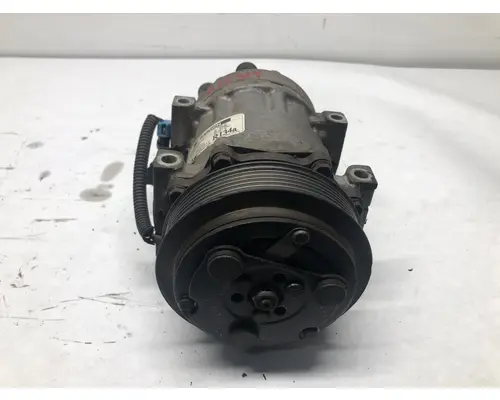 Air Conditioner Compressor International TRANSTAR (8600) Vander Haags Inc Sf